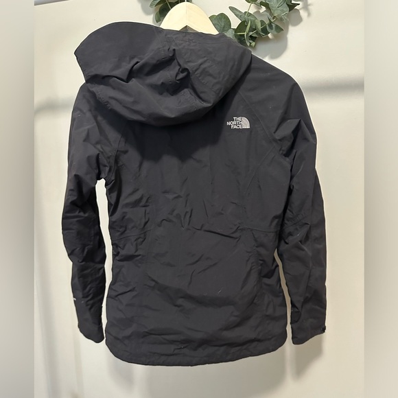 The North Face Women’s Black Rain Utility Zip Up Jacket with hoodie size XS - Picture 6 of 7